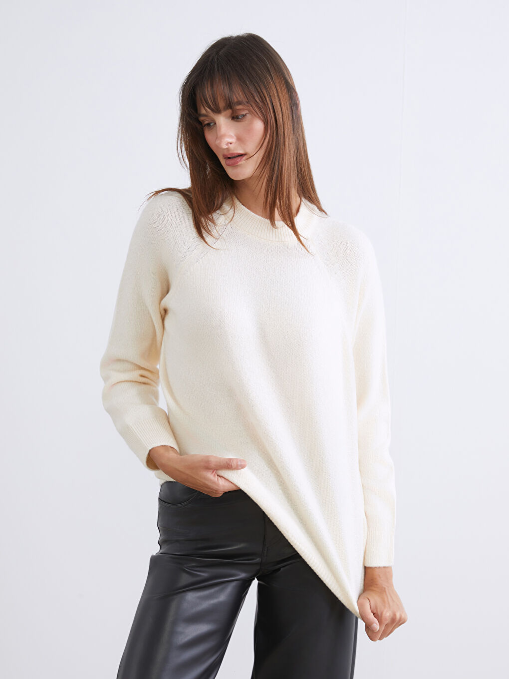 Crew Neck Women's Knitwear Sweater-1