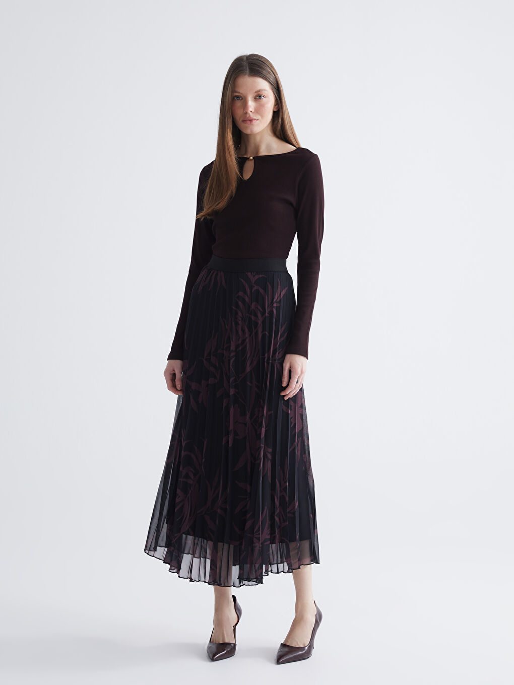 Mürdüm Bisiklet Yaka Kadın Tişört-2