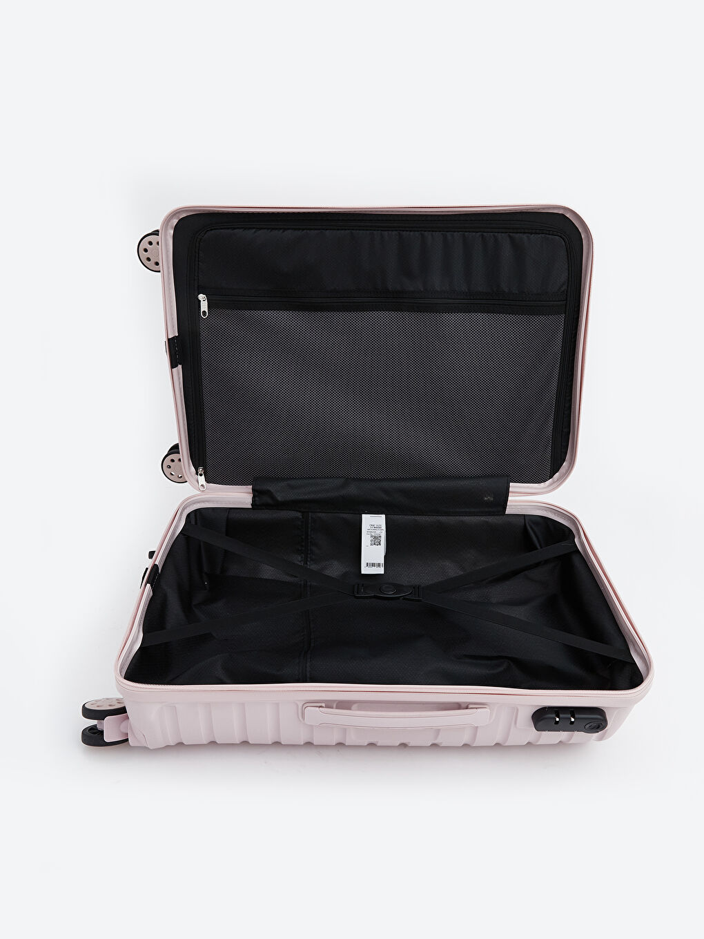 Mali kofer sa detaljem zaključavanja-2