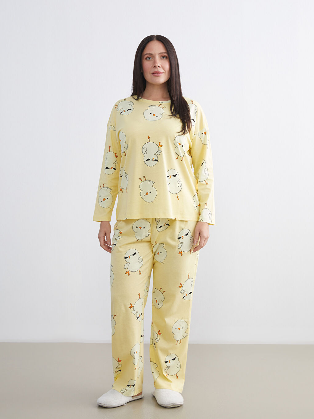 Sarı Büyük Beden Civciv Baskılı Kadın Pijama Takımı