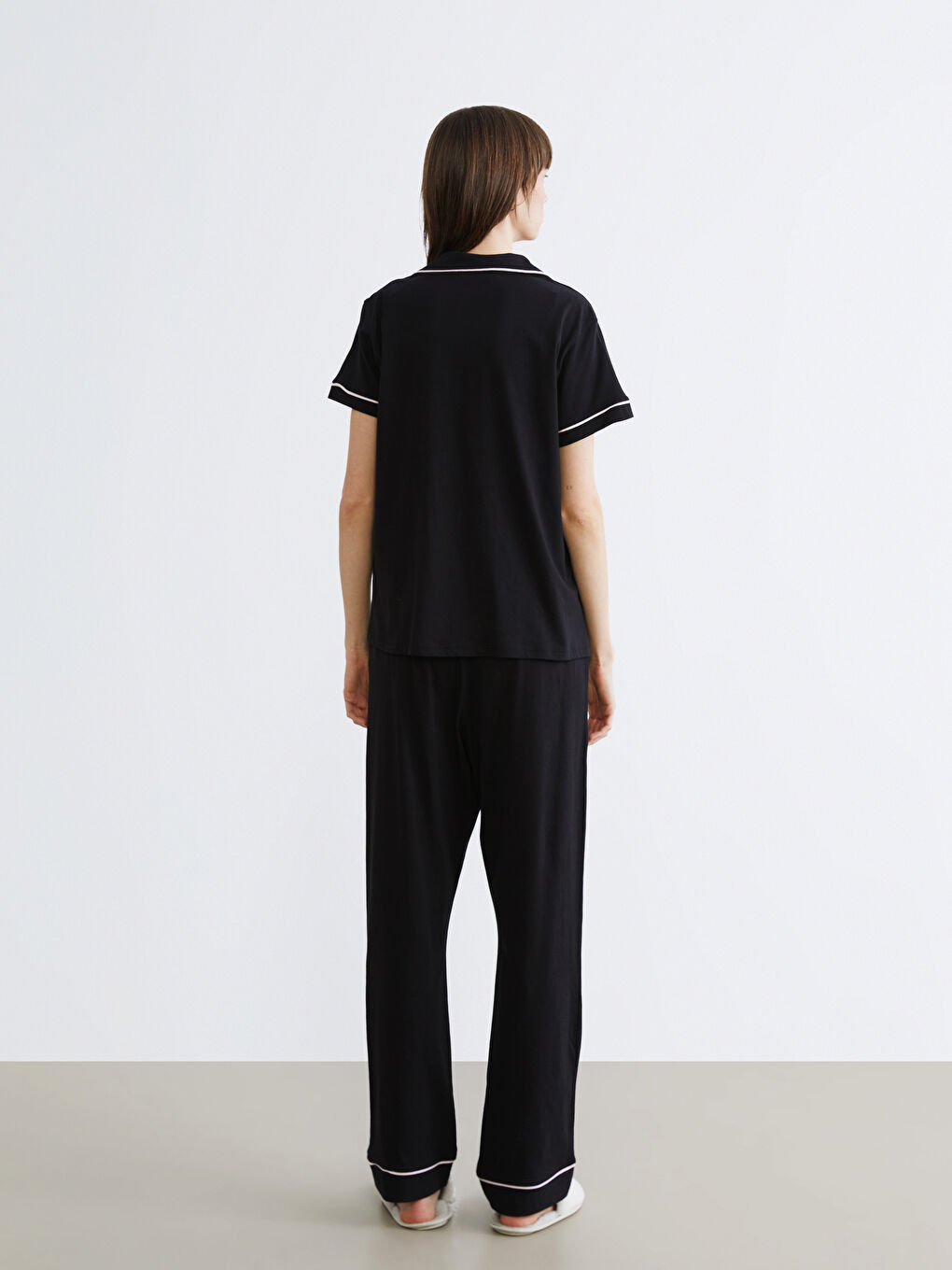 Siyah Gömlek Yaka Kadın Pijama Takımı-3