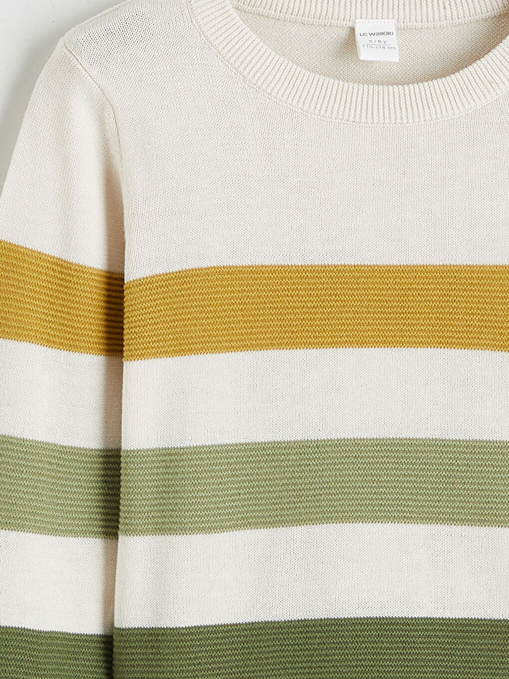 Свитер из трикотажа с круглым вырезом в полоску для мальчиков-2