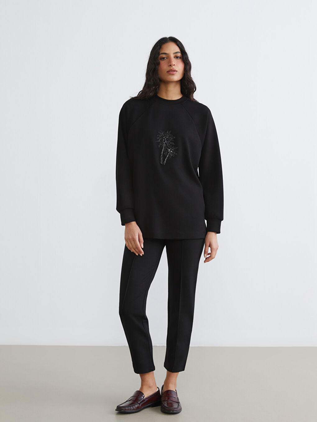 Rhinestone Embellished Oversize Women's Sweatshirt Tunic-1