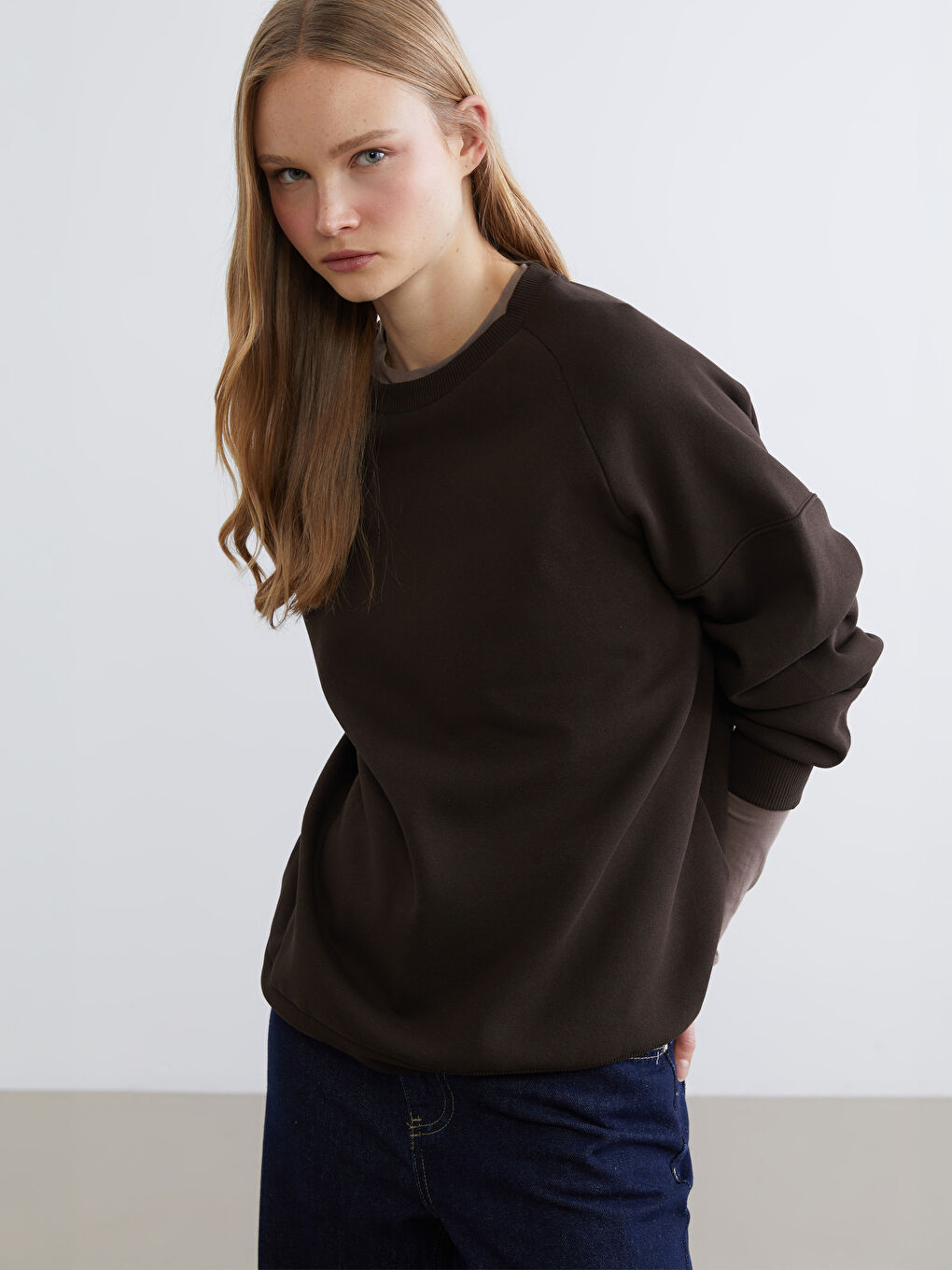 Kahverengi Bisiklet Yaka Kadın Kalın Sweatshirt