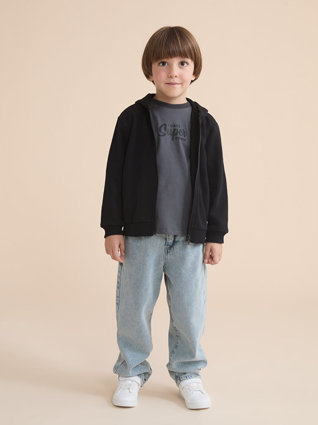 Siyah Kapüşonlu Erkek Çocuk Fermuarlı Sweatshirt-1