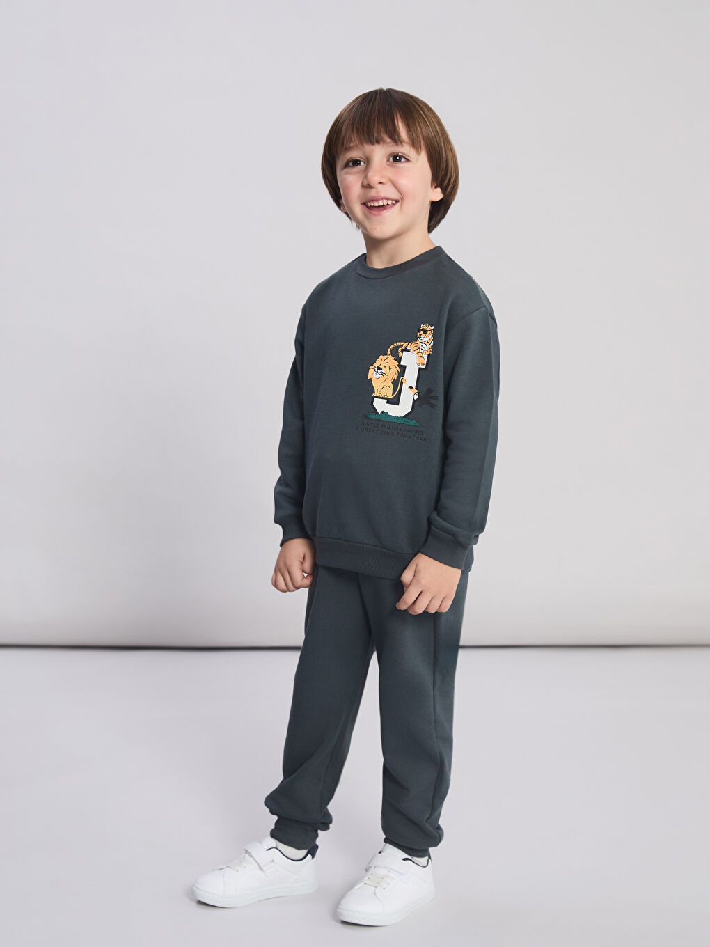 Printed Boys' Sweatshirt and Sweatpants-1