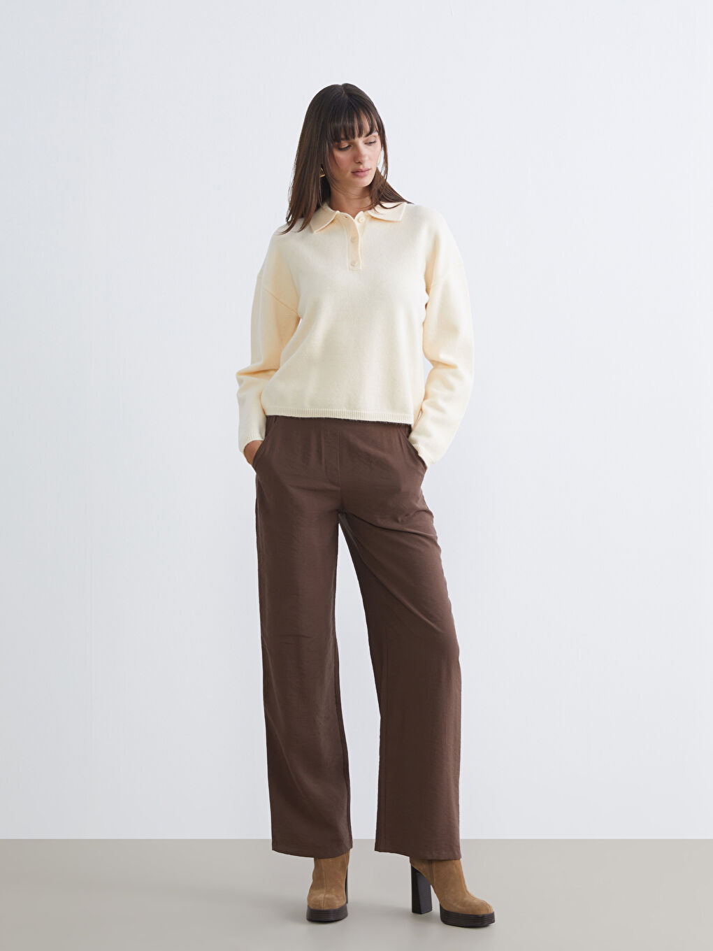 Свитер из трикотажа с воротником поло для женщин-1