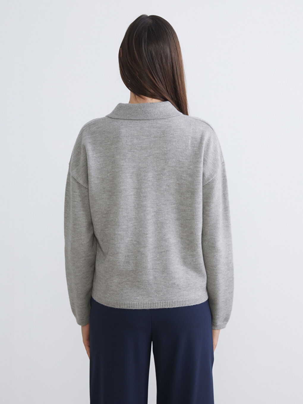 Свитер из трикотажа с воротником поло для женщин-3