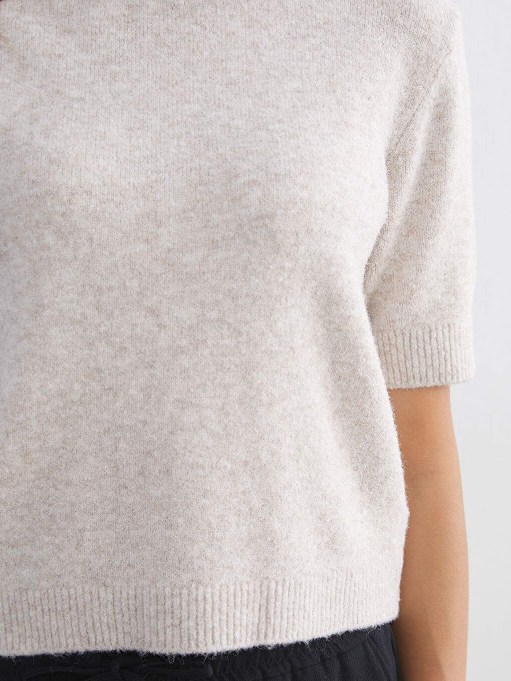 Crew Neck Women's Knitwear Sweater-2