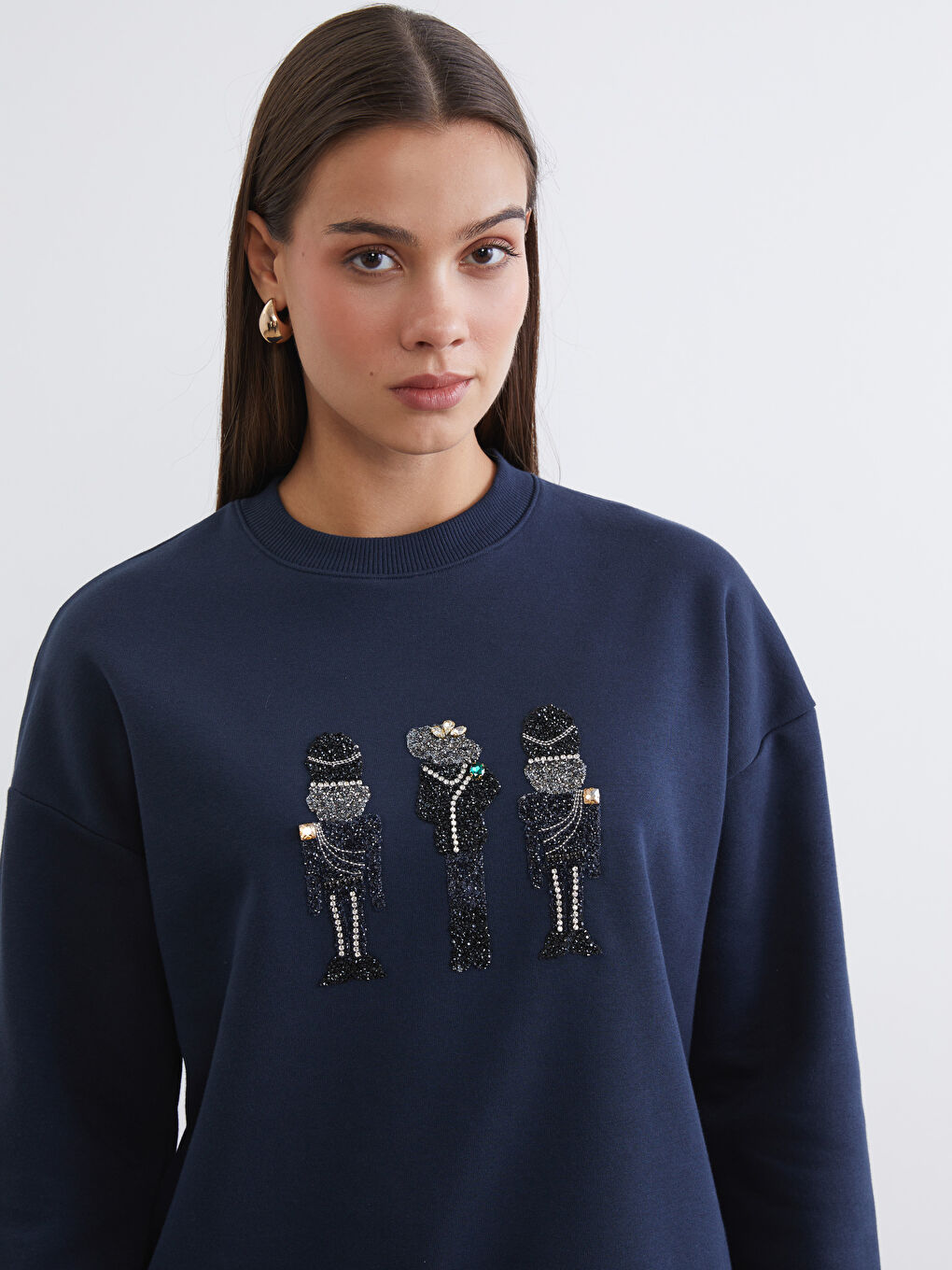 Lacivert İşlemeli Kadın Kalın Sweatshirt Tunik