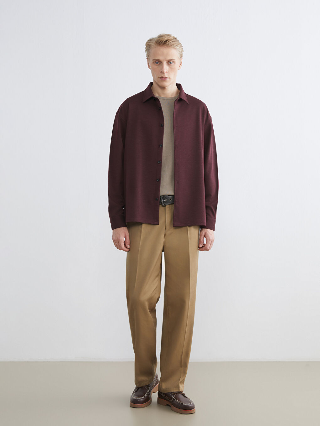 قميص رجالي بأكمام طويلة وقصة عادية-1