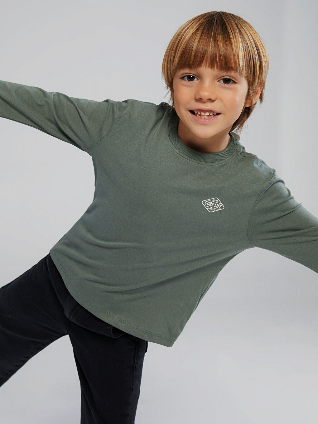 Haki Bisiklet Yaka Erkek Çocuk Tişört 2'li-3