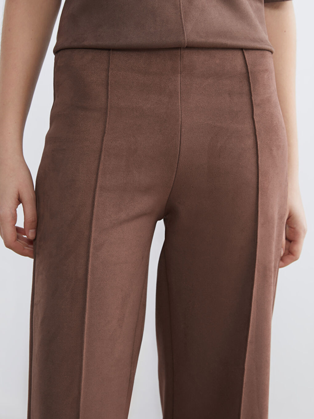 Kahverengi Dar Fit Kadın Süet Görünümlü Pantolon-2