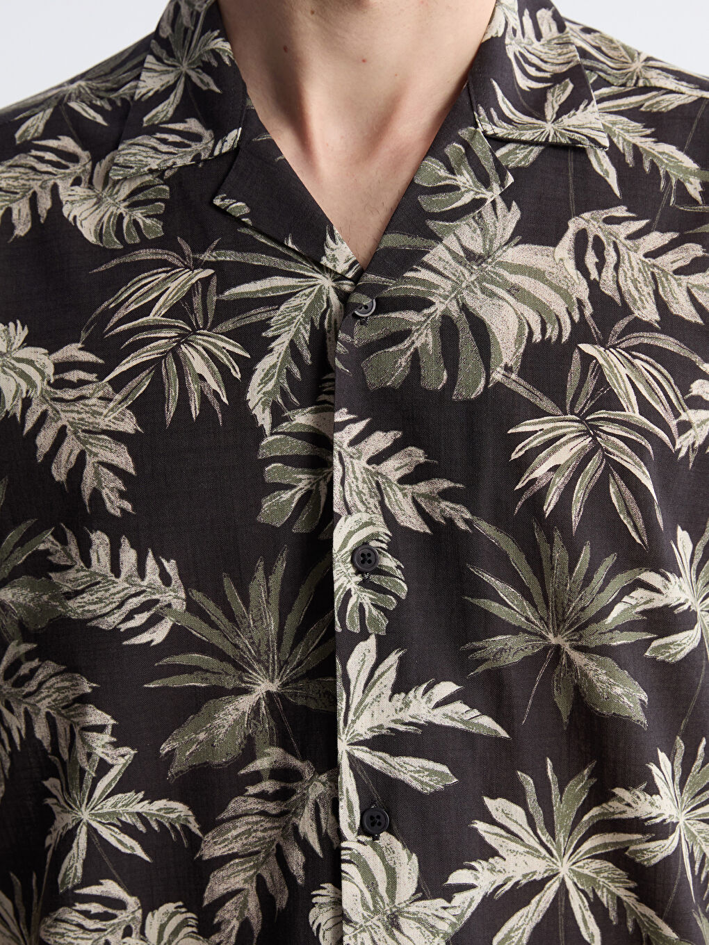 Kahverengi Regular Fit Resort Yaka Kısa Kollu Desenli Poplin Erkek Gömlek-2