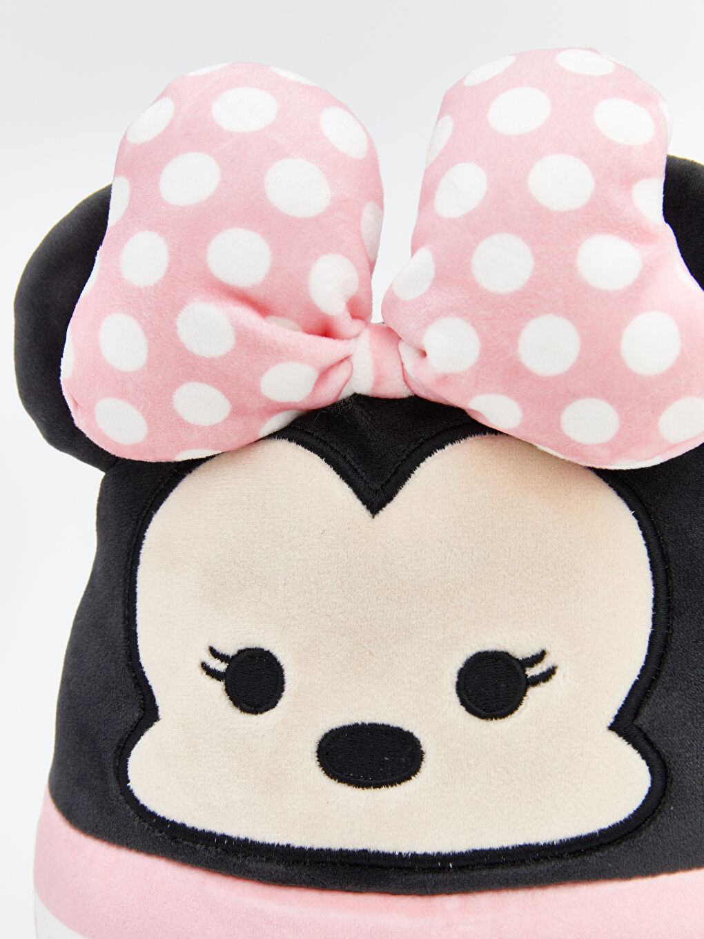 Minnie Mouse Baskılı Pelüş Figür Oyuncak 20 cm-1