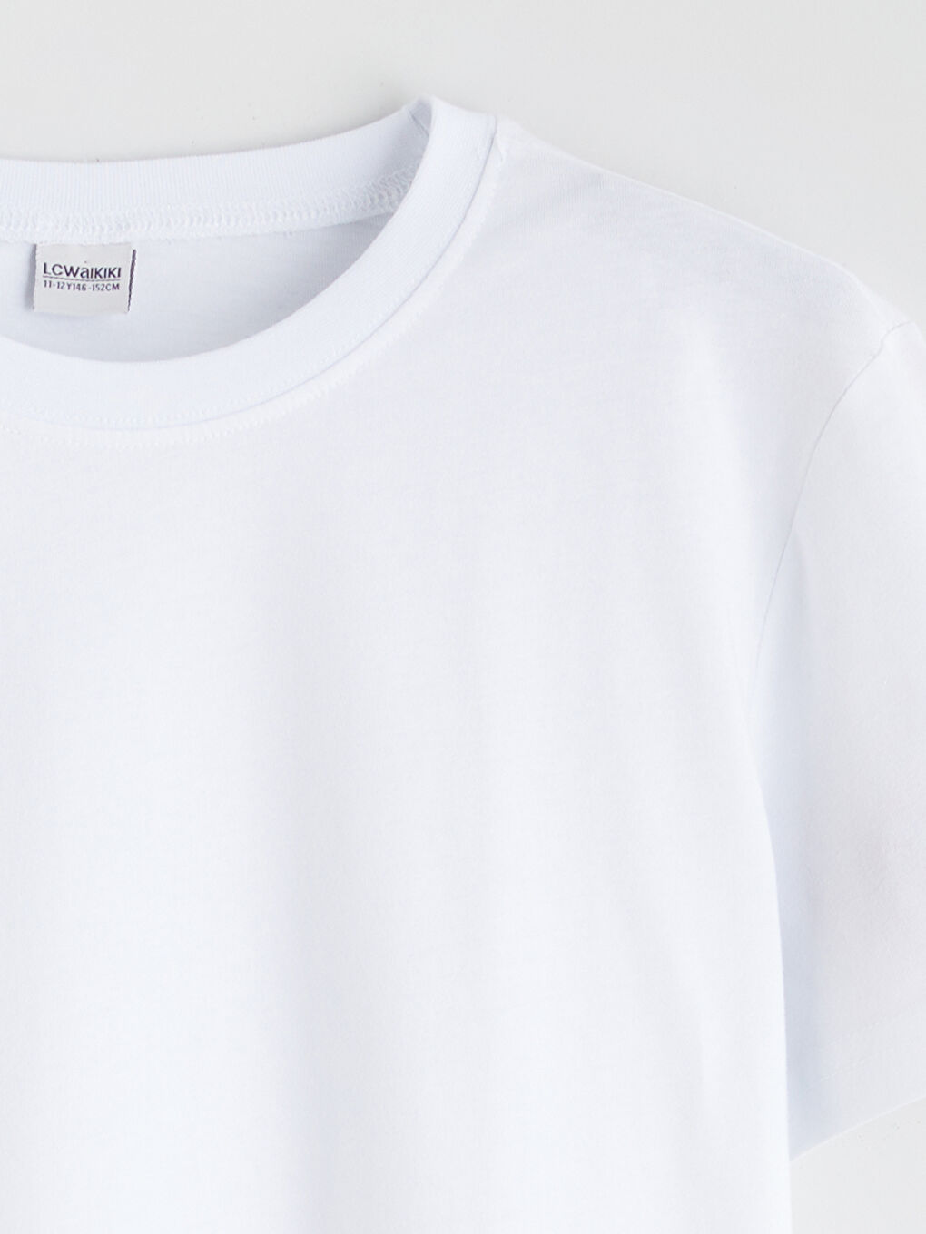 Beyaz Bisiklet Yaka Basic Erkek Çocuk Tişört-1