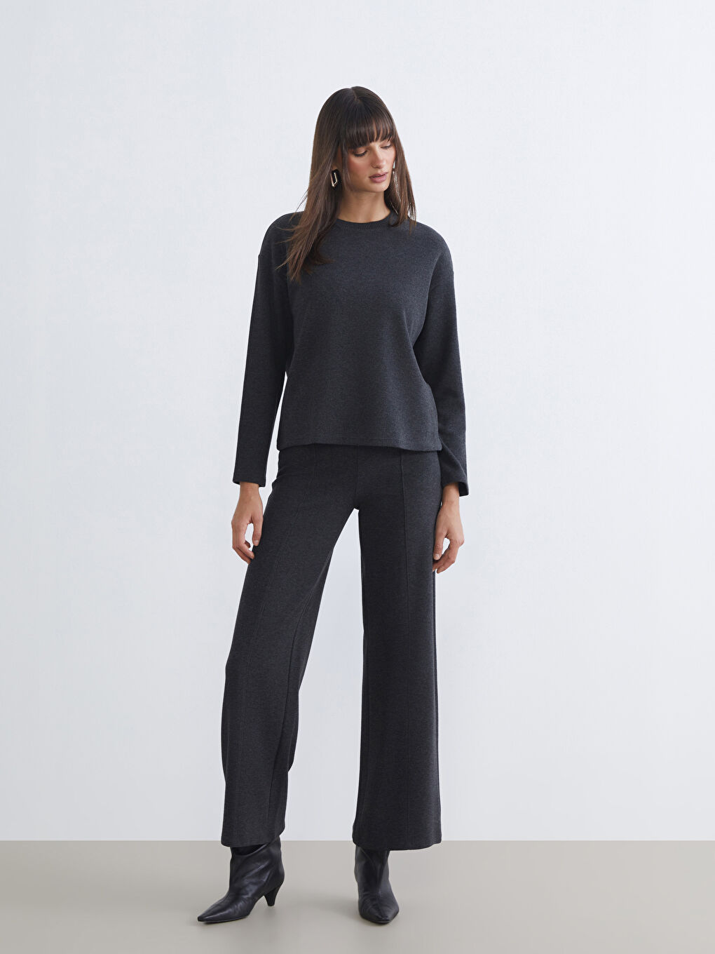 Dukserica sa okruglim izrezom za žene-1