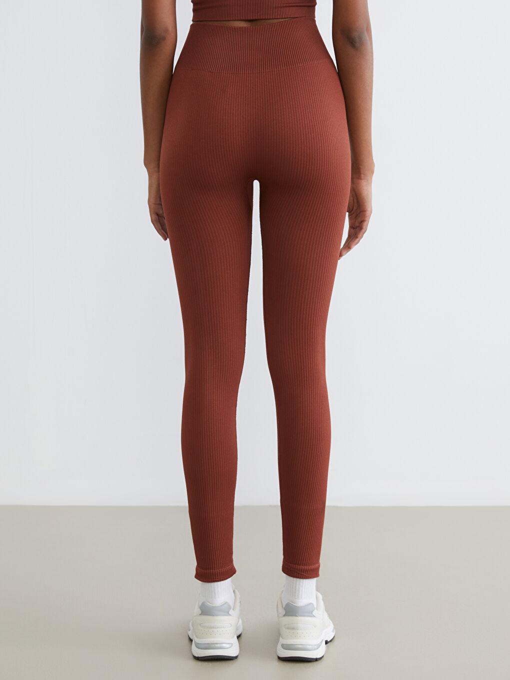 Woman ORANGE Sports Leggings-3