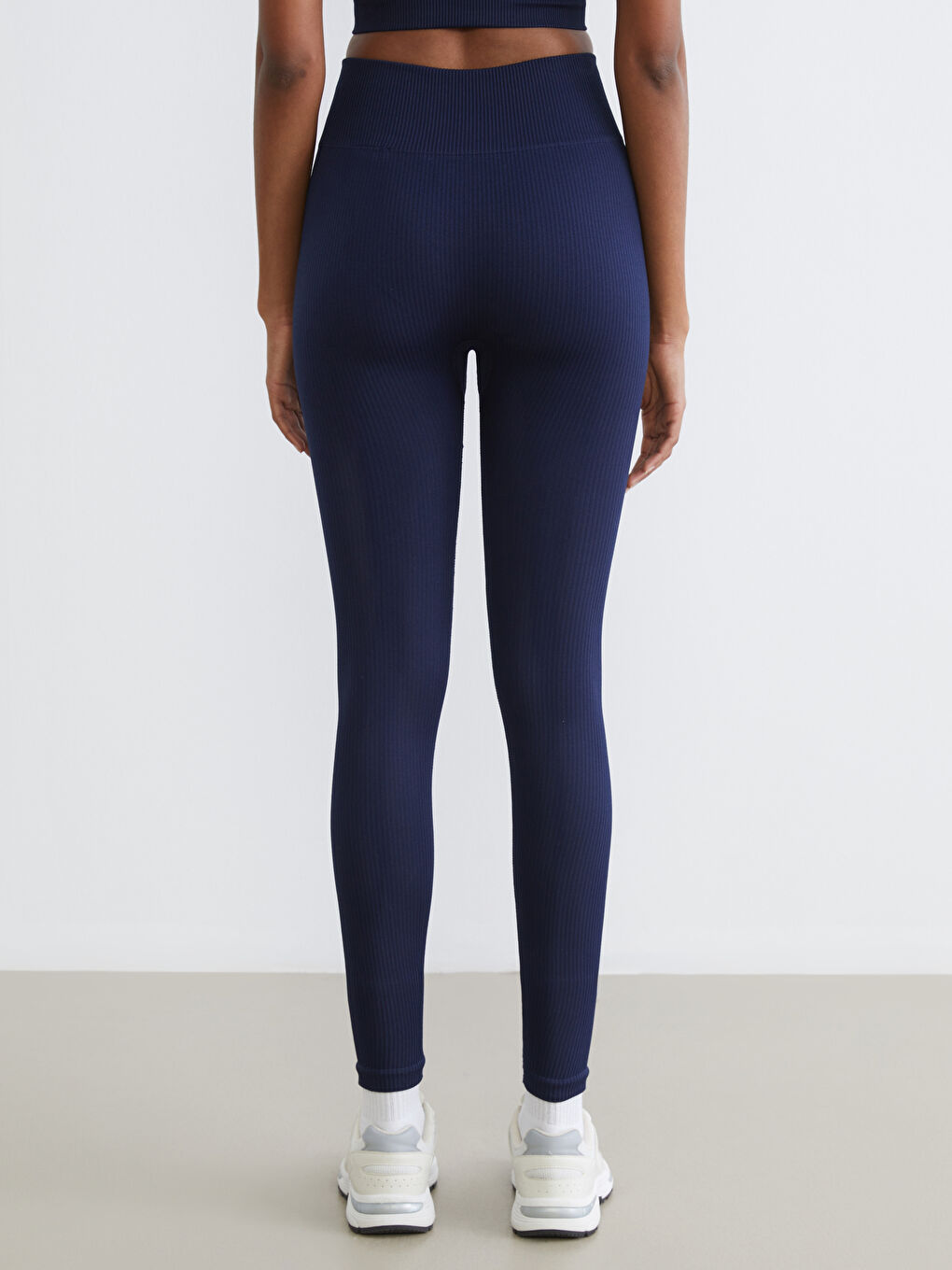 Woman NAVY Sports Leggings-3