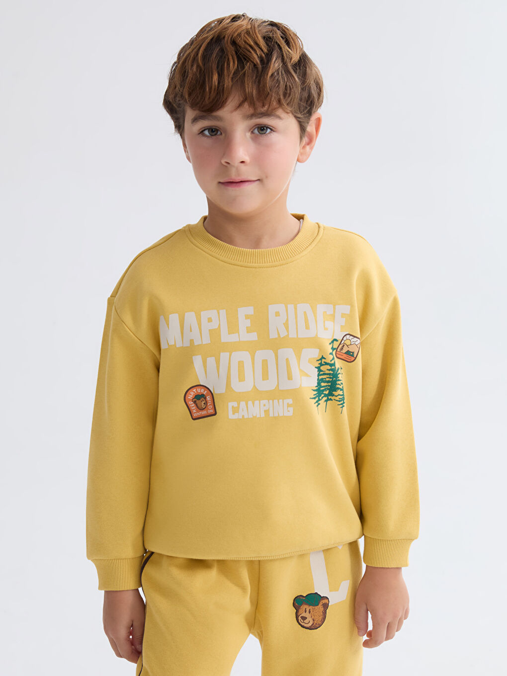 Ұлдарға арналған қалың свитшот өрнекті