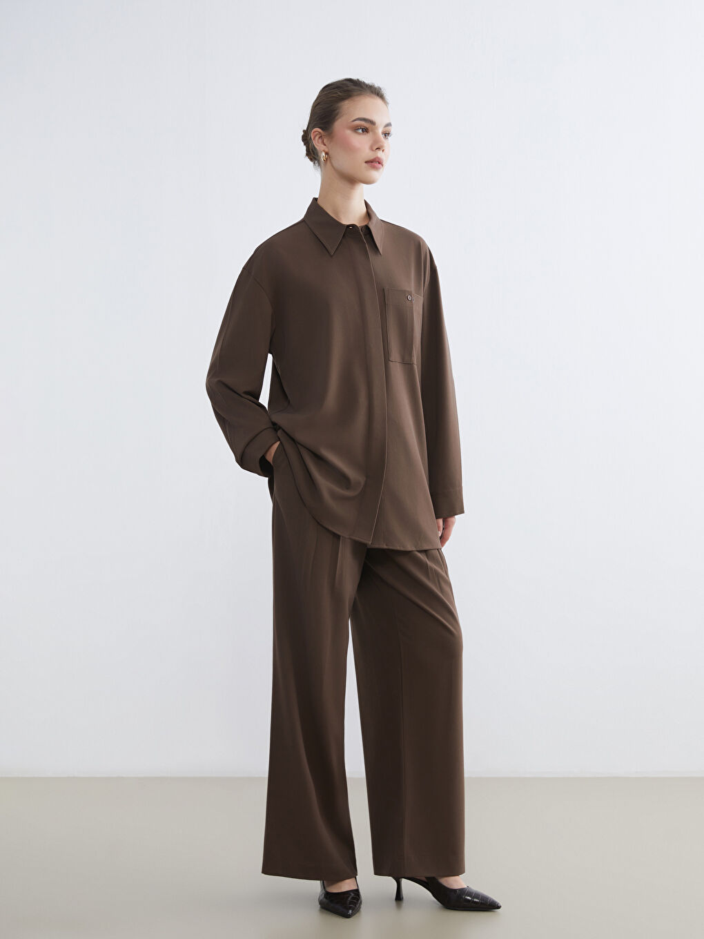 Elasticated Waist Women's Pleated Trousers