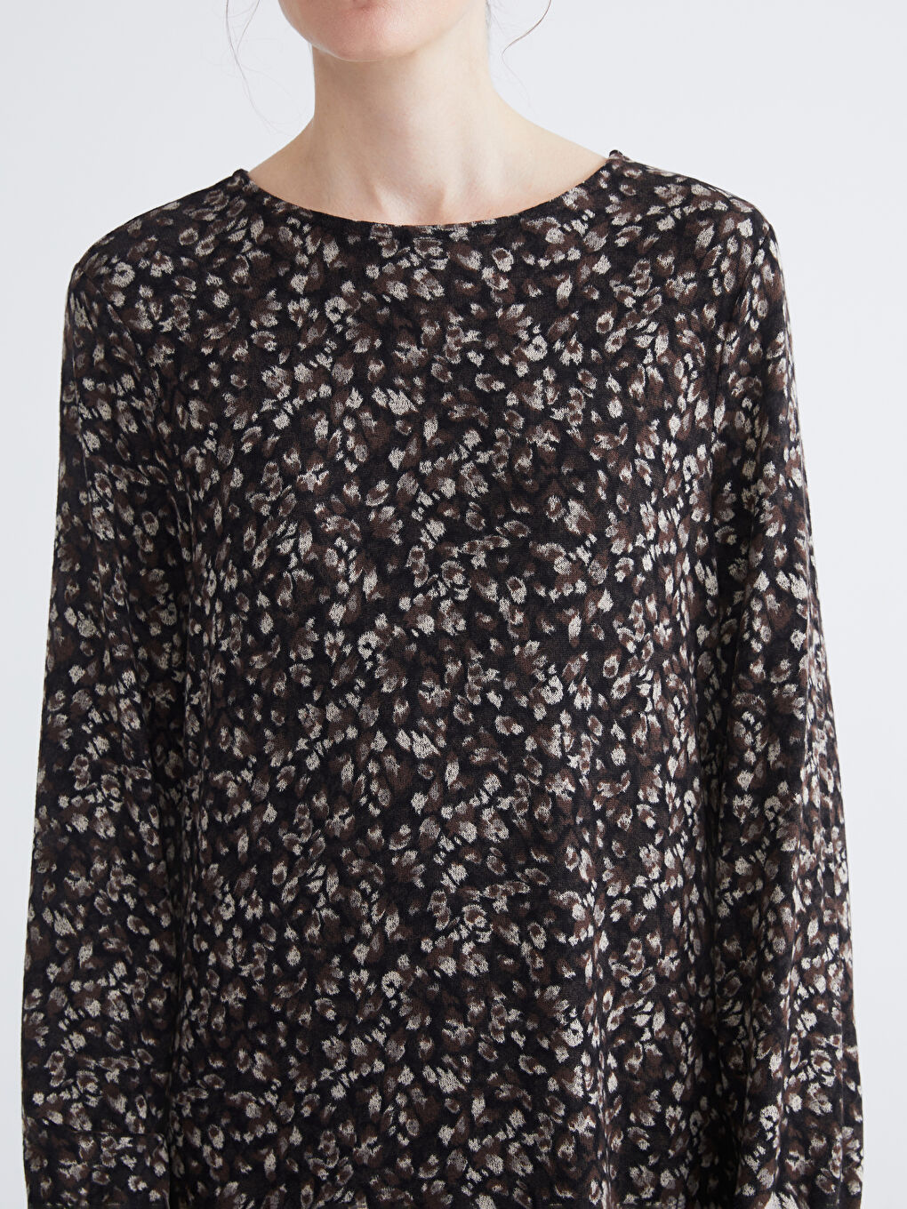 Crew Neck Patterned Dress-2