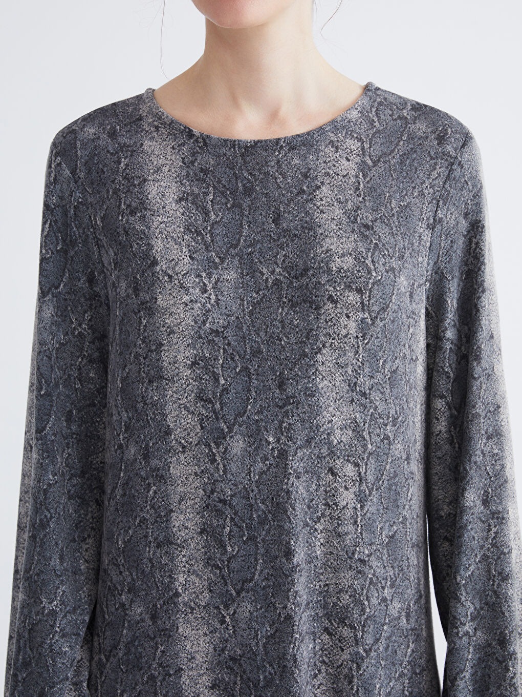 Crew Neck Patterned Dress-2