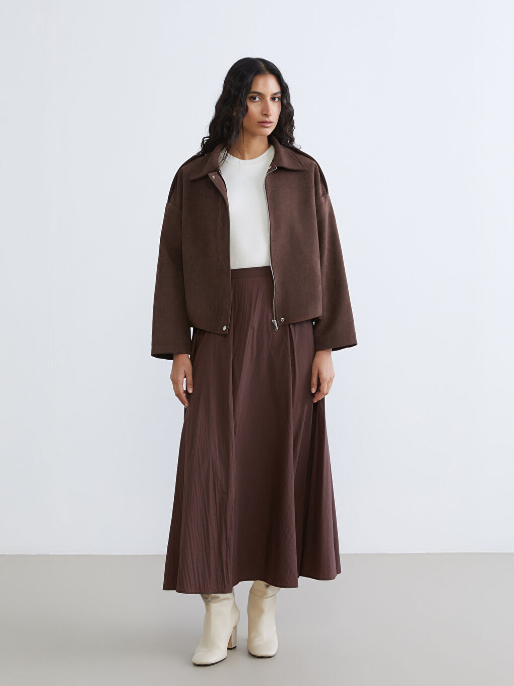 Kahverengi Gömlek Yaka Kadın Süet Görünümlü Ceket-1