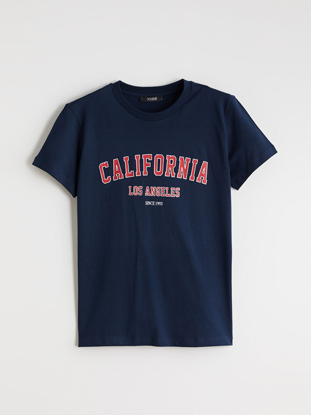 Lacivert Bisiklet Yaka California Baskılı Kadın Tişört-4