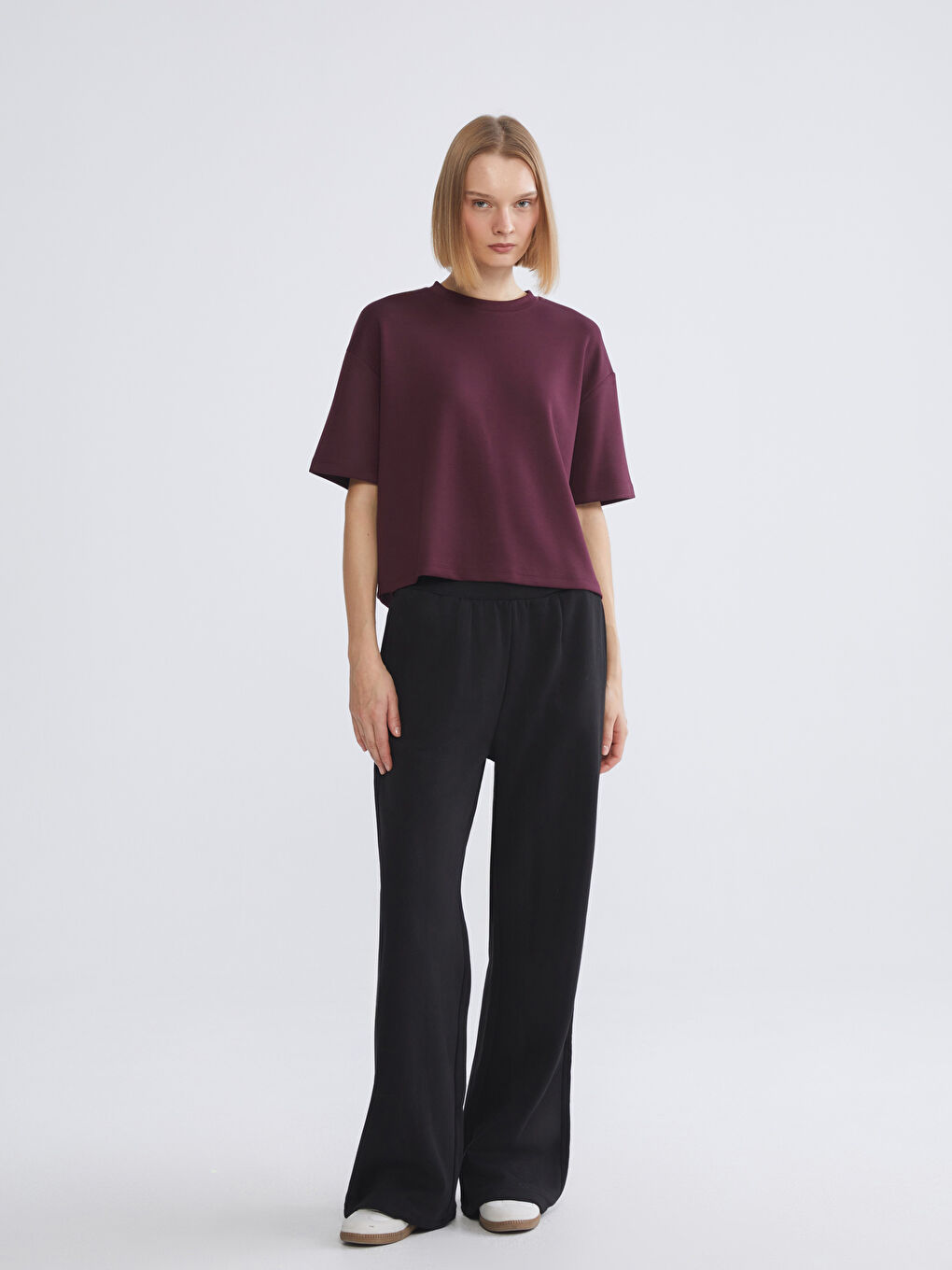 Mürdüm Bisiklet Yaka Oversize Kadın Tişört-1