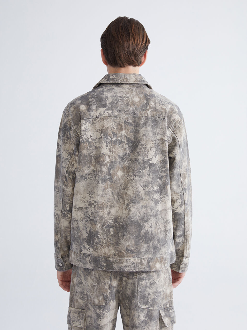 Gri Rahat Kalıp Uzun Kollu Gabardin Erkek Gömlek Ceket-4