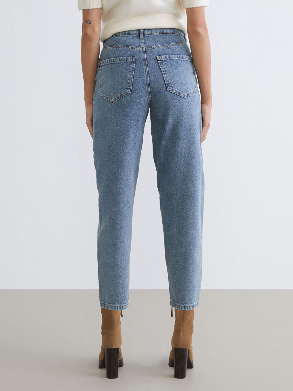 İndigo Barrel Fit Kadın Jean Pantolon-3