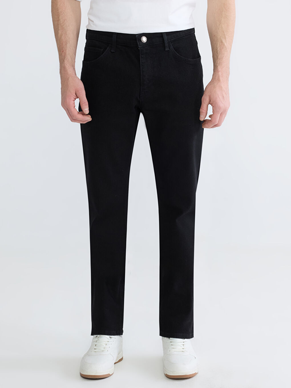 779 جينز بقصة عادية للرجال-1