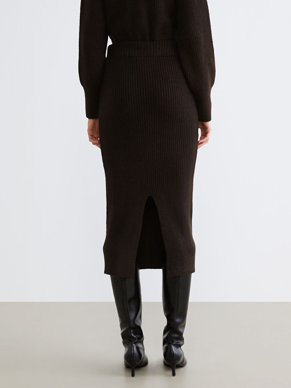 Elastic Waist Knitwear Skirt-3