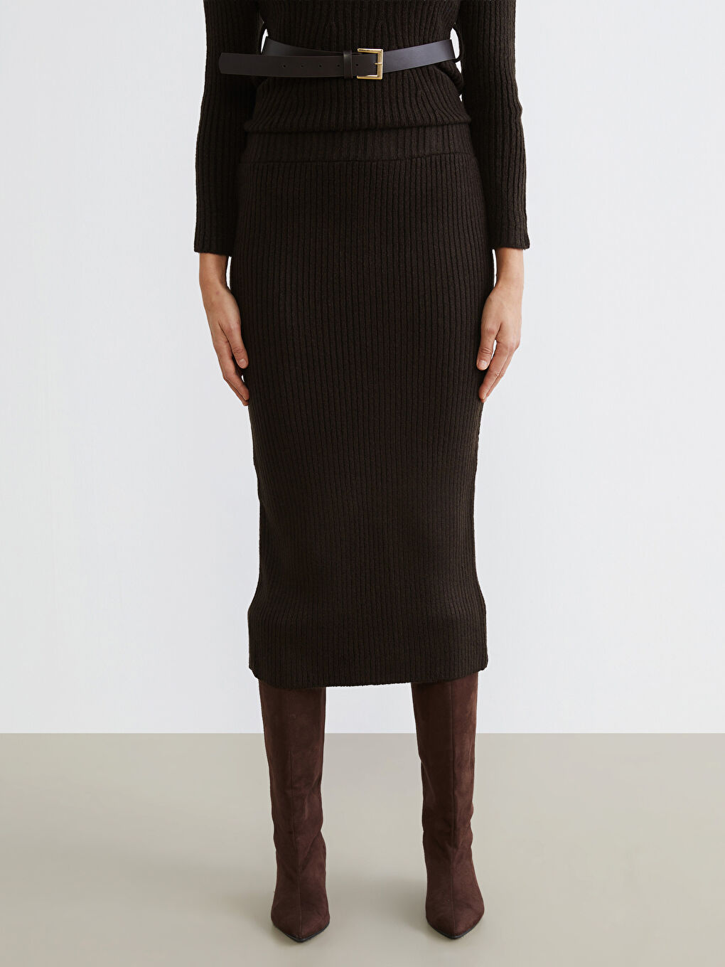 Suknja od trikotaže s elastičnim strukom-1