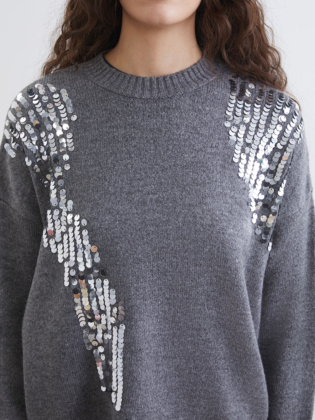 Antrasit Bisiklet Yaka Pul İşlemeli Kadın Triko Kazak-2