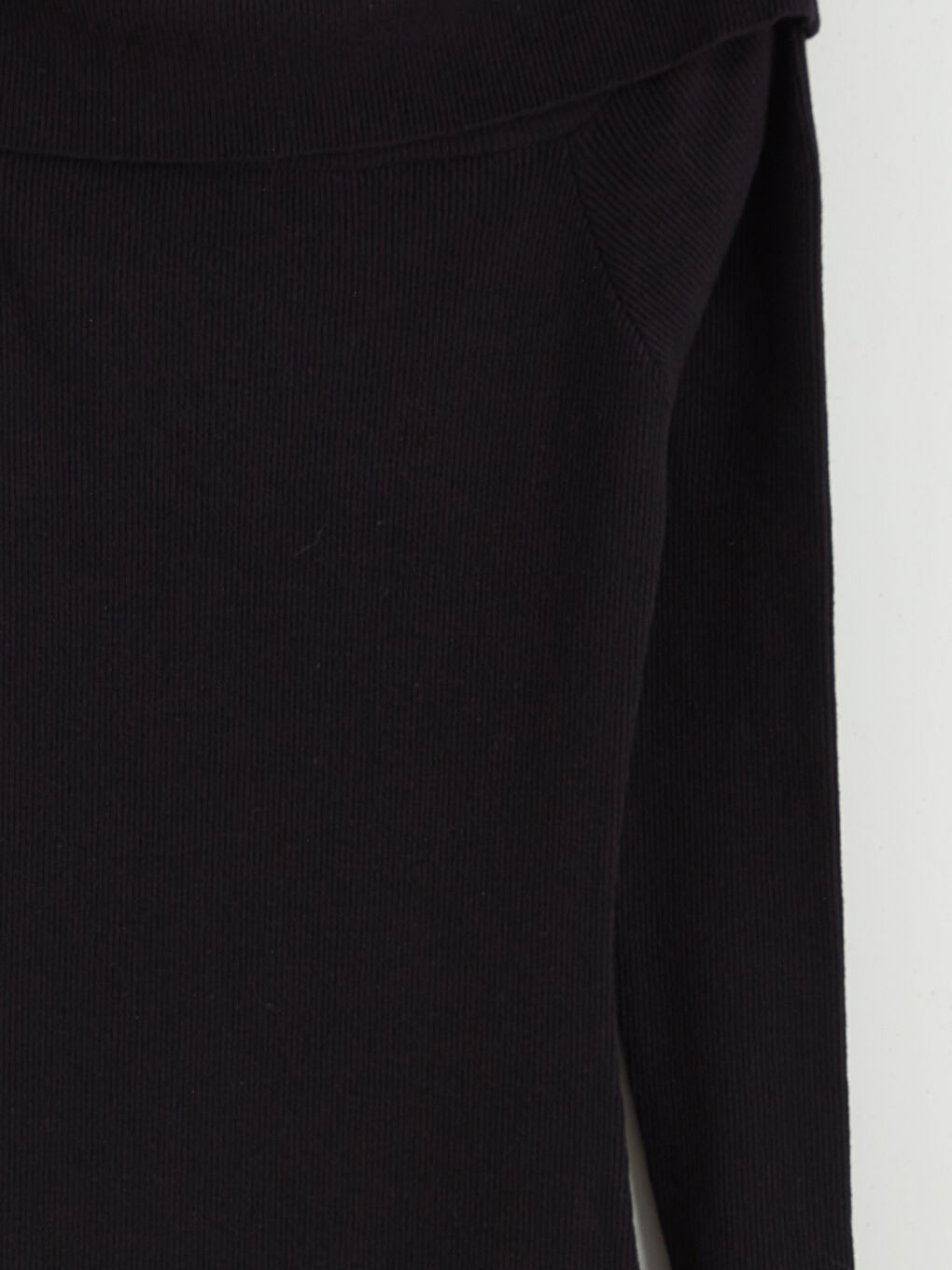 Boat Neck Knit Dress-5