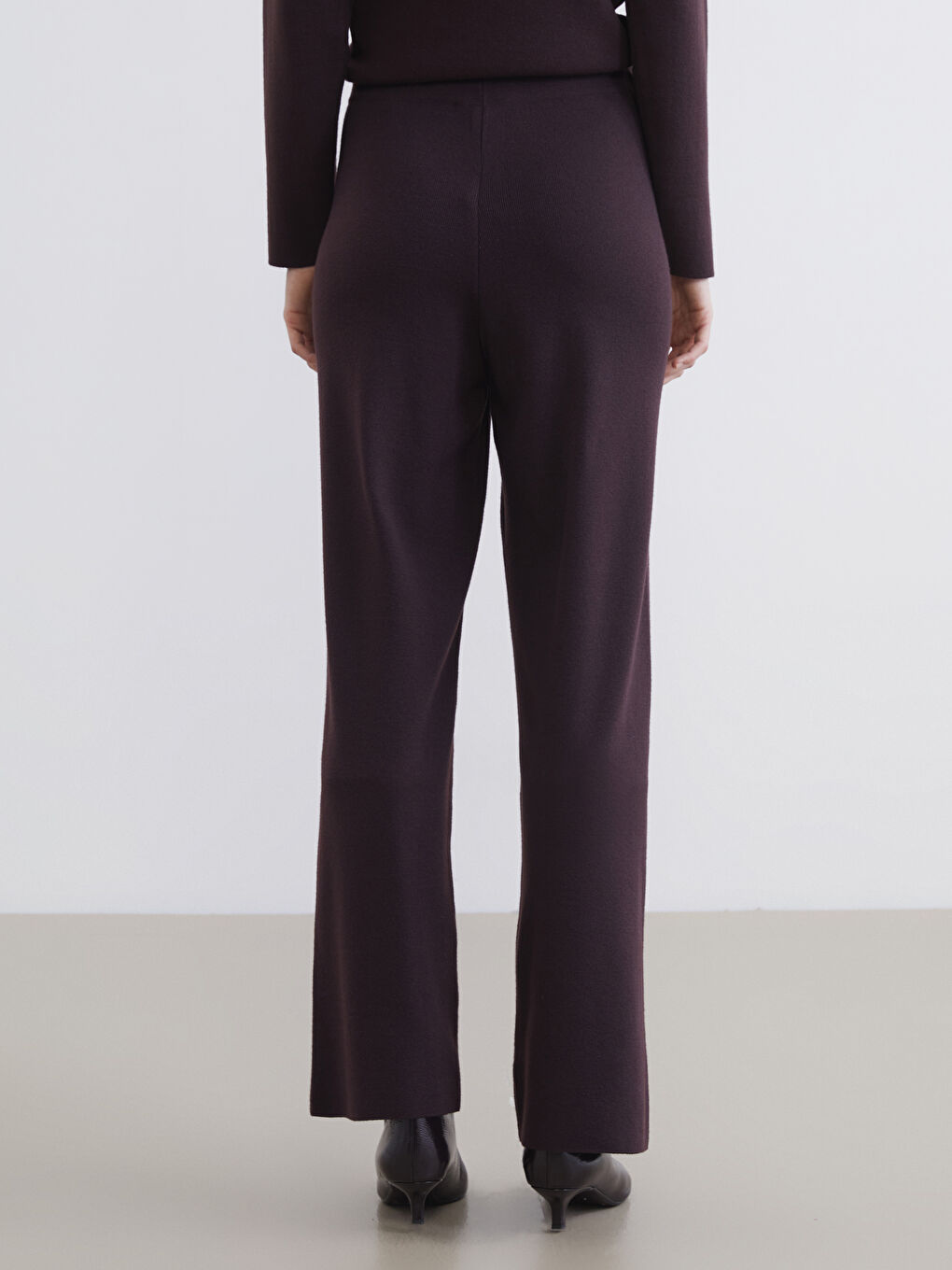 Elasticated Waist Wide Leg Women's Knitwear Trousers-3