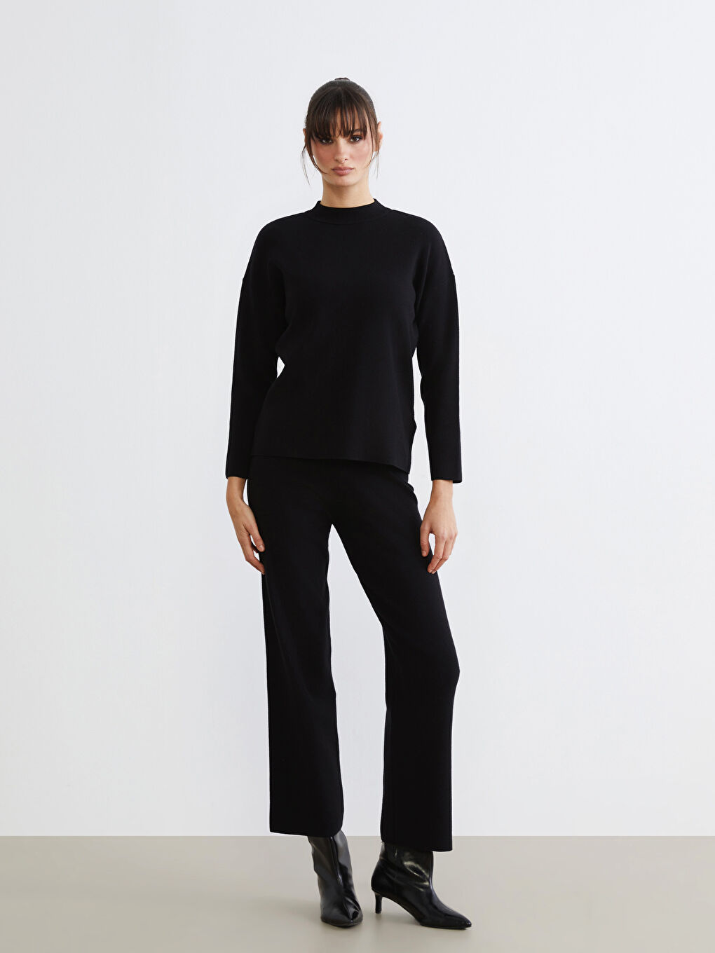 Half Turtleneck Women's Knitwear Sweater-1