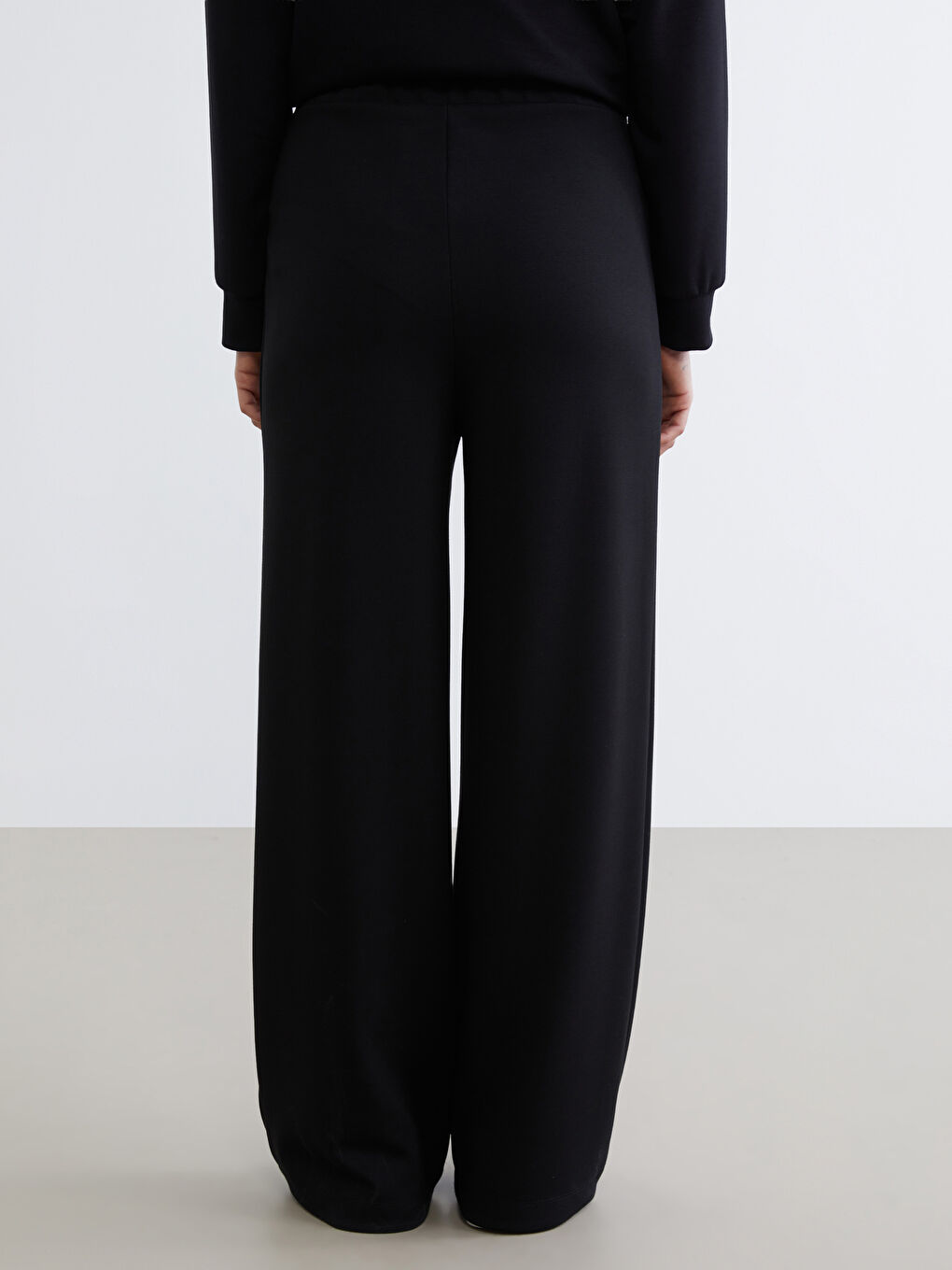 Elasticated Waist Wide Leg Women's Sweatpants-3