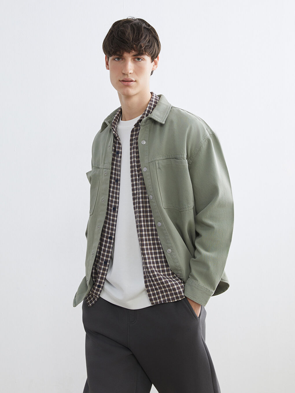 Men's Regular Fit Denim Shirt