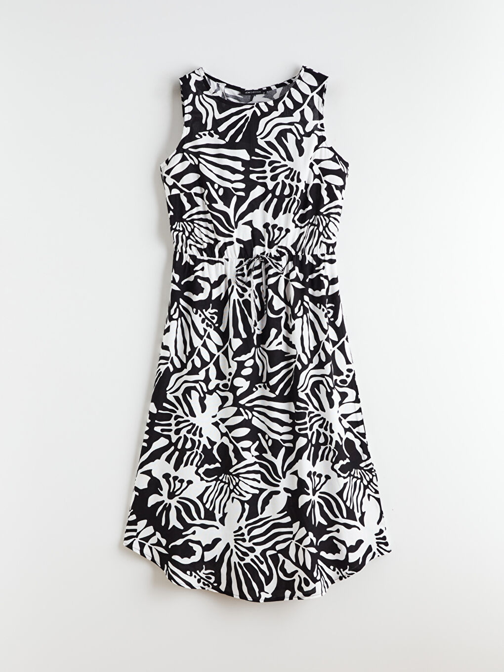 Crew Neck Patterned Fitted Waist Dress-4