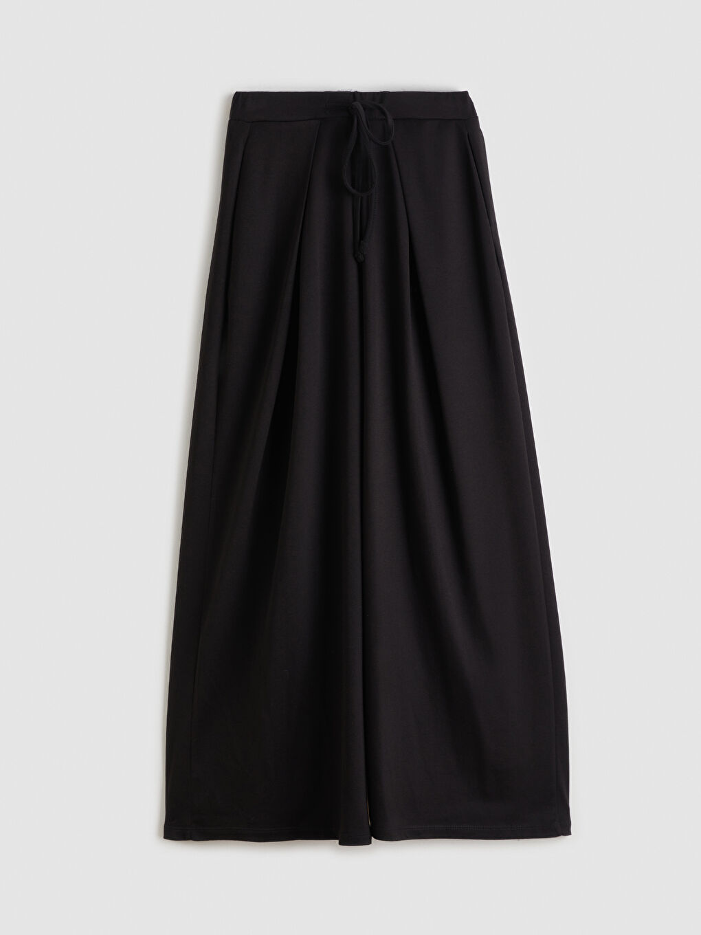 Siyah Beli Lastikli Geniş Paça Kadın Pileli Pantolon-4