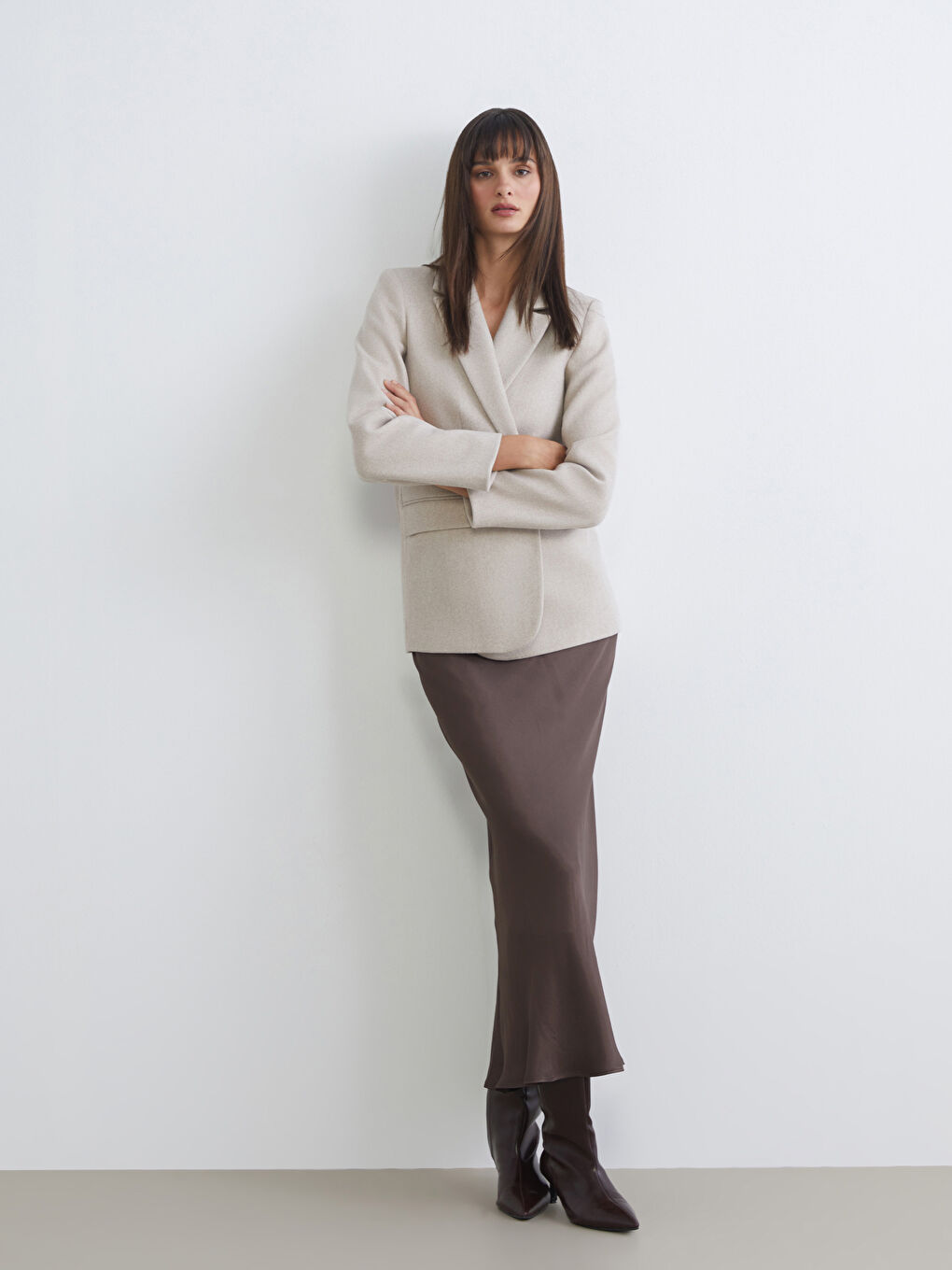 Elastic Waist A-Line Satin Skirt