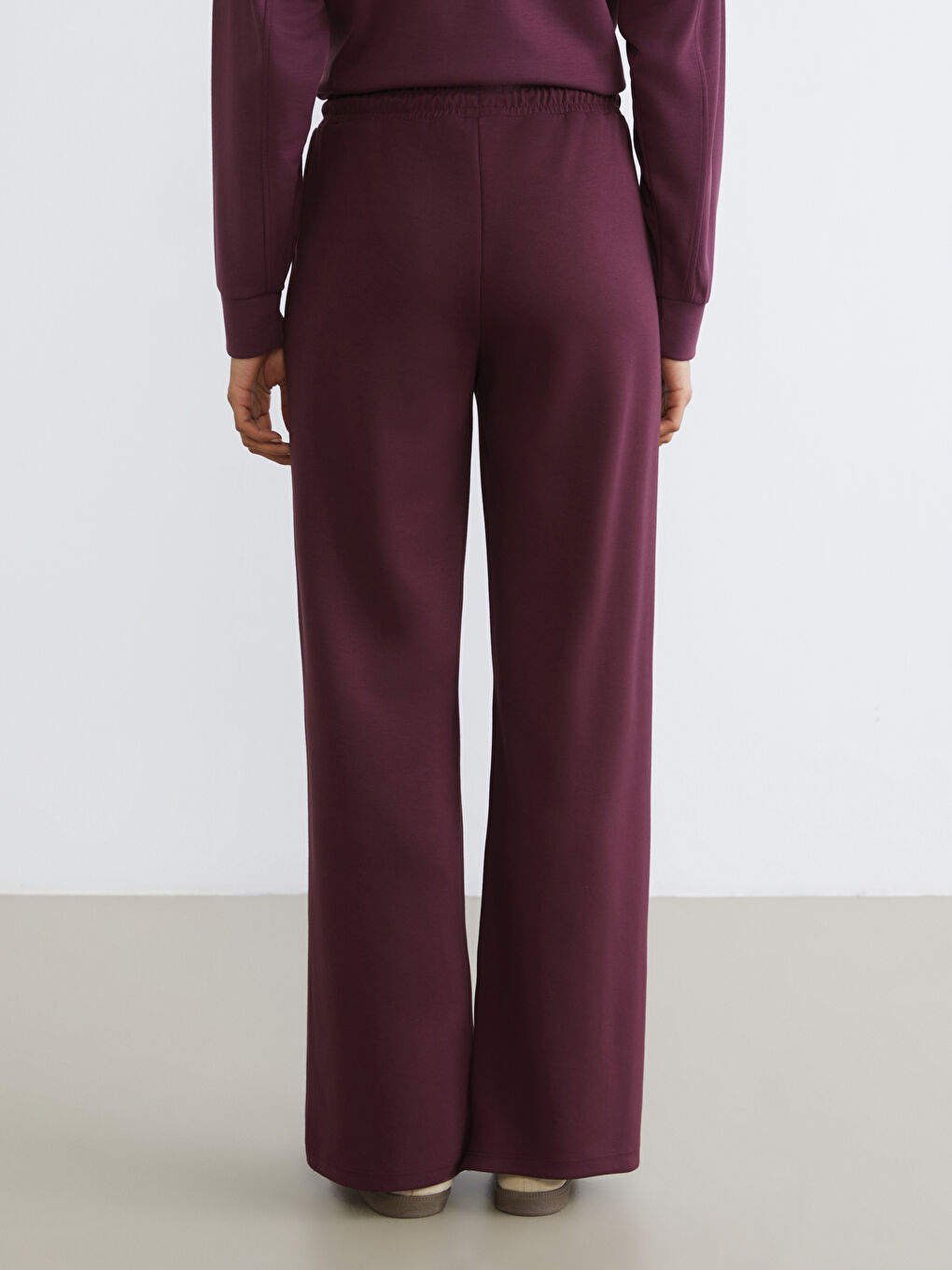 Elasticated Waist Wide Leg Women's Sweatpants-3