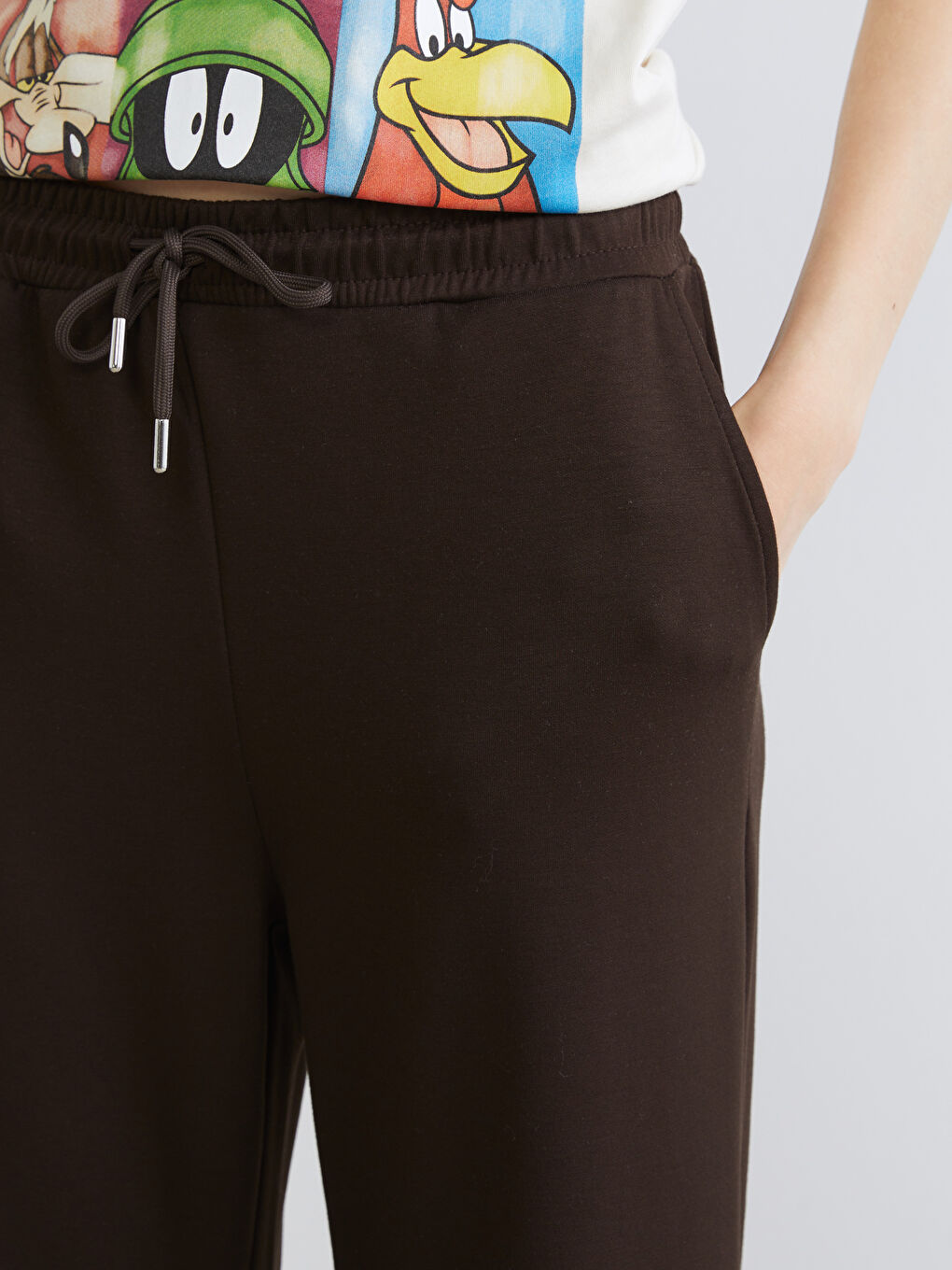 پانتۆڵی ئارەقە بە کەمەر لاستیکی و پانتۆڵ فراوان بۆ ژنان-2