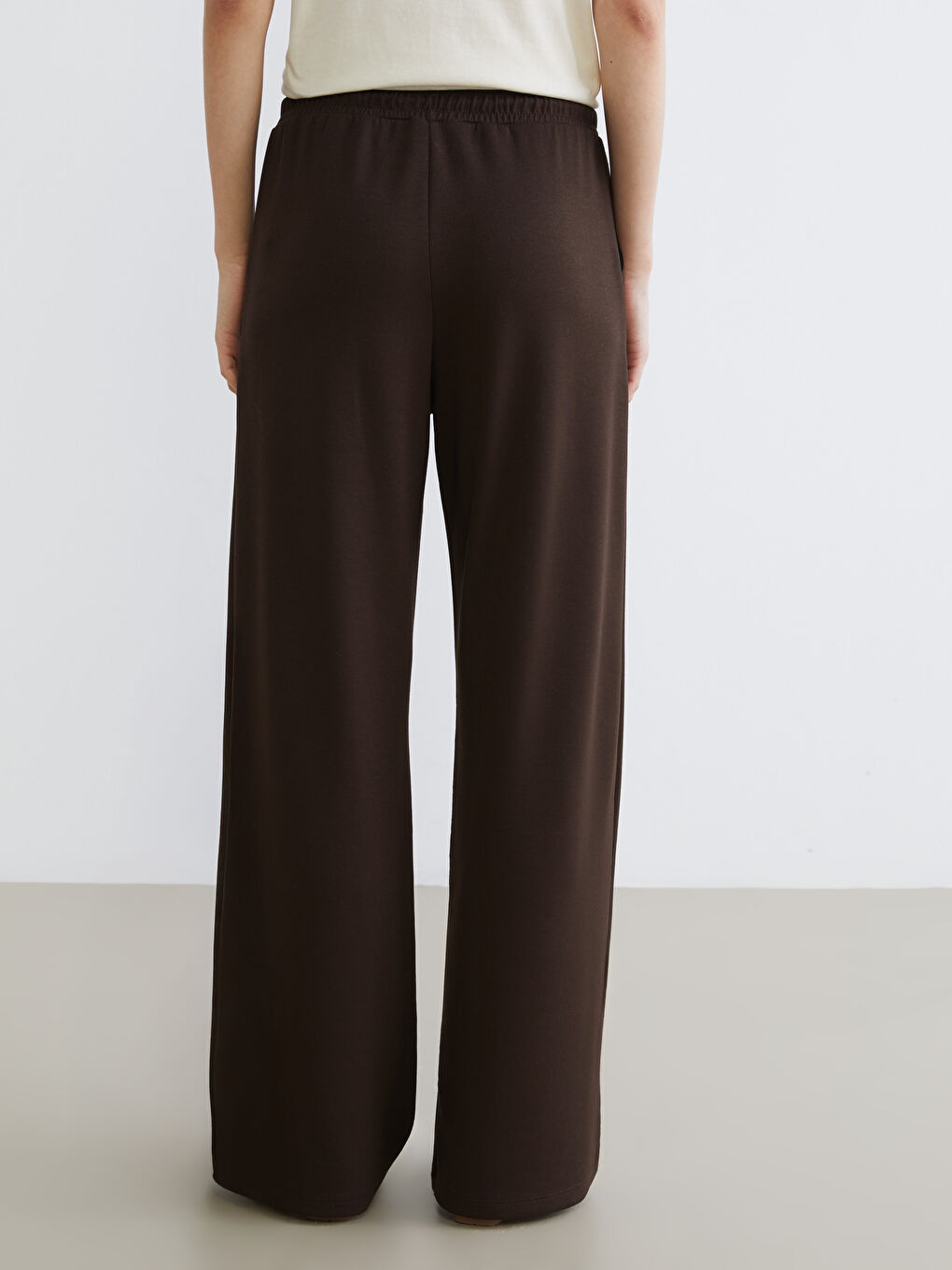 پانتۆڵی ئارەقە بە کەمەر لاستیکی و پانتۆڵ فراوان بۆ ژنان-3