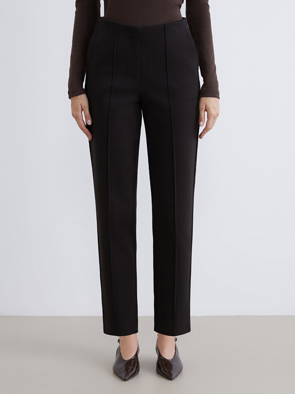 Kahverengi Beli Lastikli Kadın Cigarette Pantolon-1