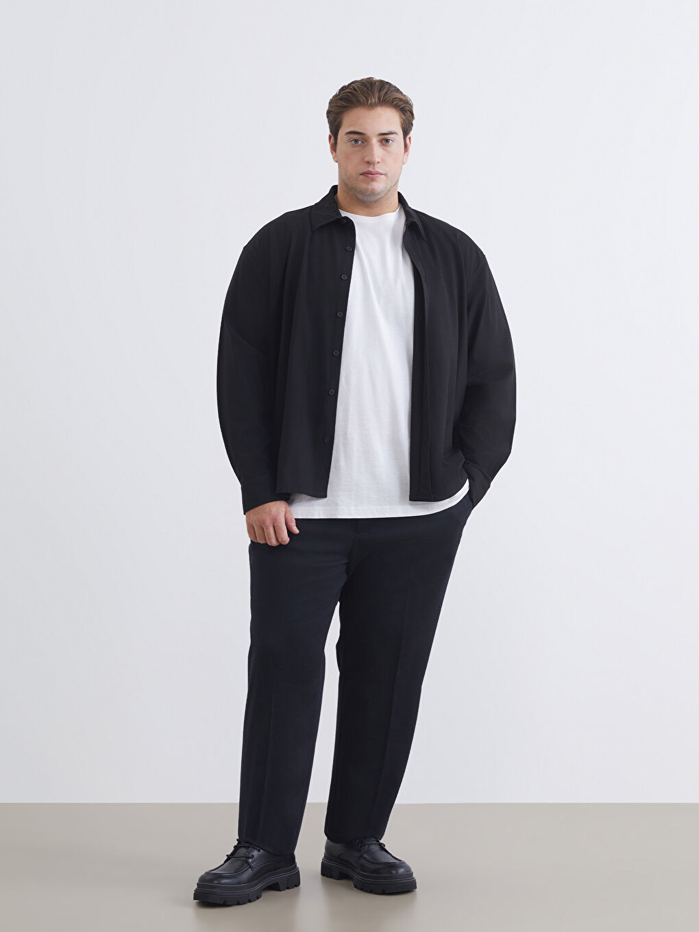 Siyah Büyük Beden Regular Fit Uzun Kollu Erkek Gömlek-5