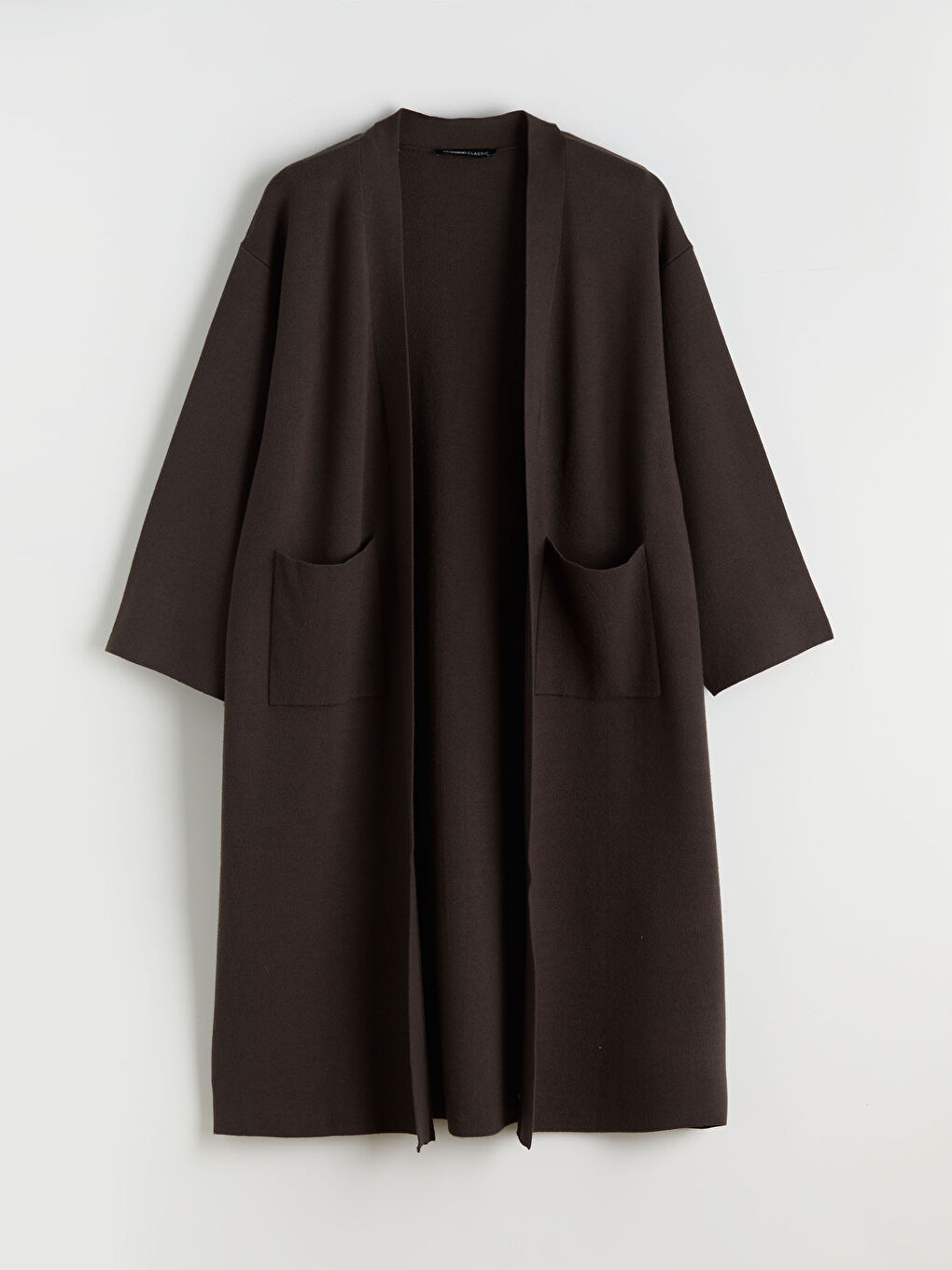 سترة تريكو نساء أوفرسايز بسيطة بياقة شال-4